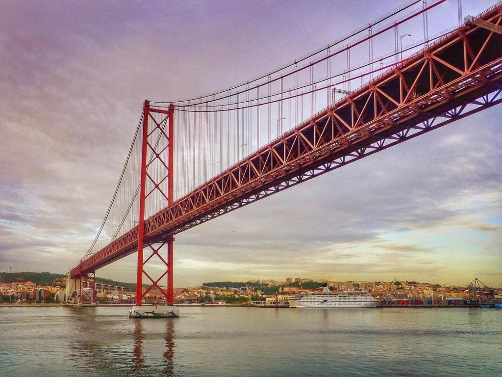 Vista Lisboa Guest Apartments Almada Eksteriør billede